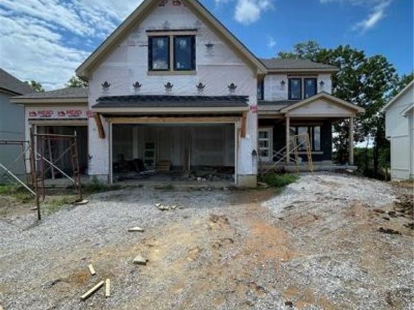 1957 Longview Drive, Liberty, MO 64068