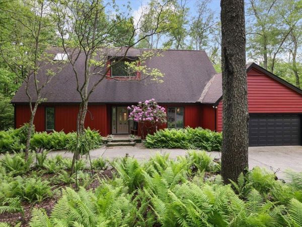 261 Fern Hill Drive , Granville, OH 43023