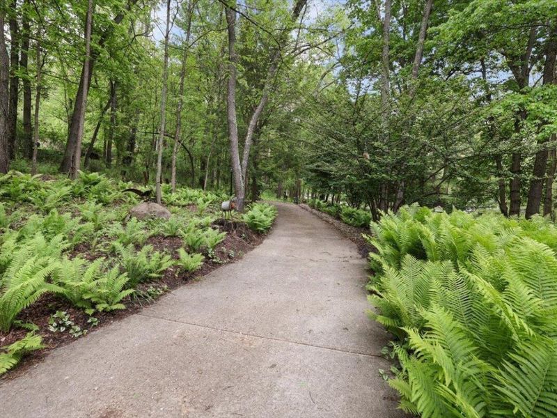 261 Fern Hill Drive , Granville, OH 43023 Photo 7