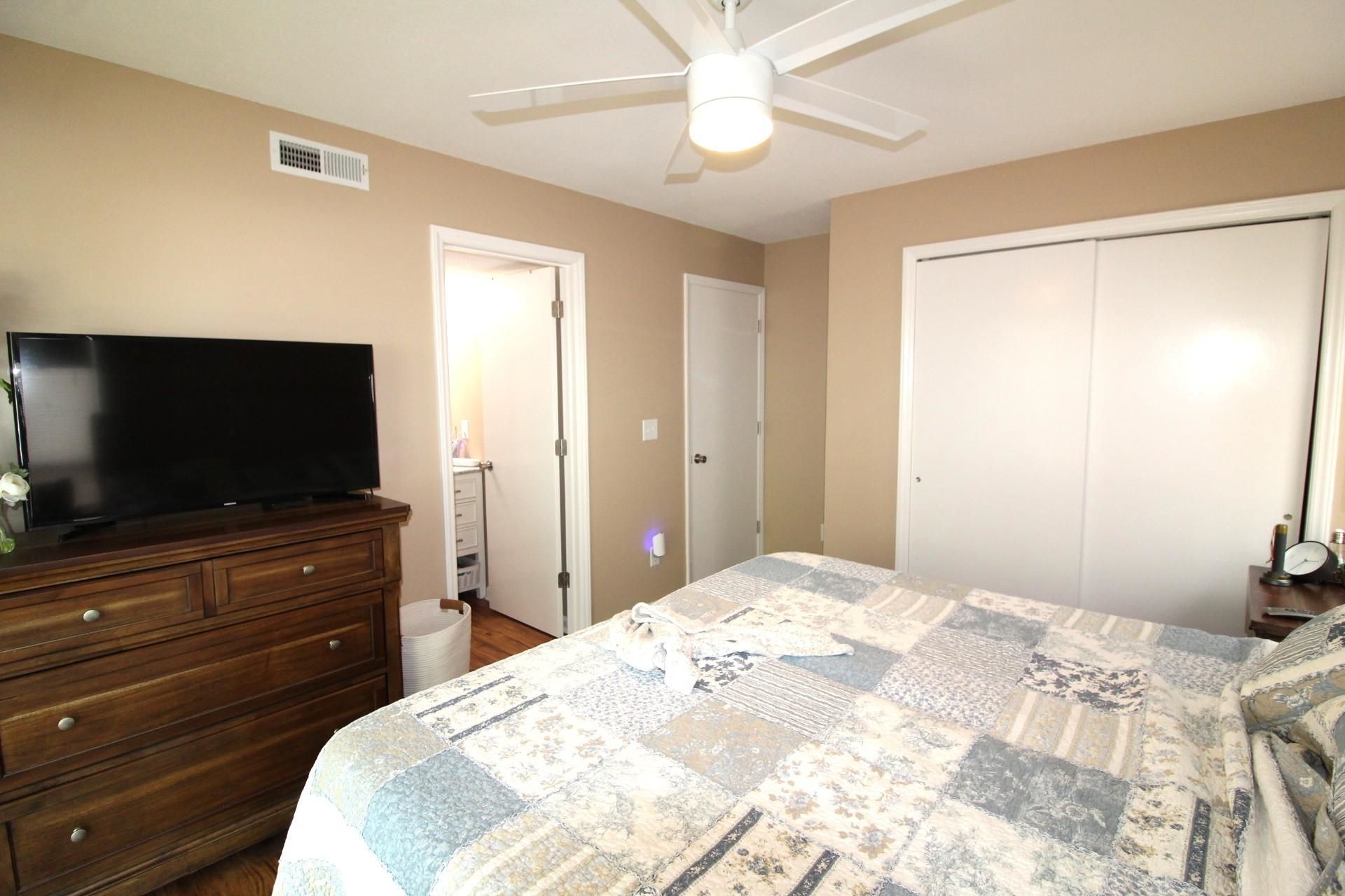858 Tall Oaks Ct. Photo 12