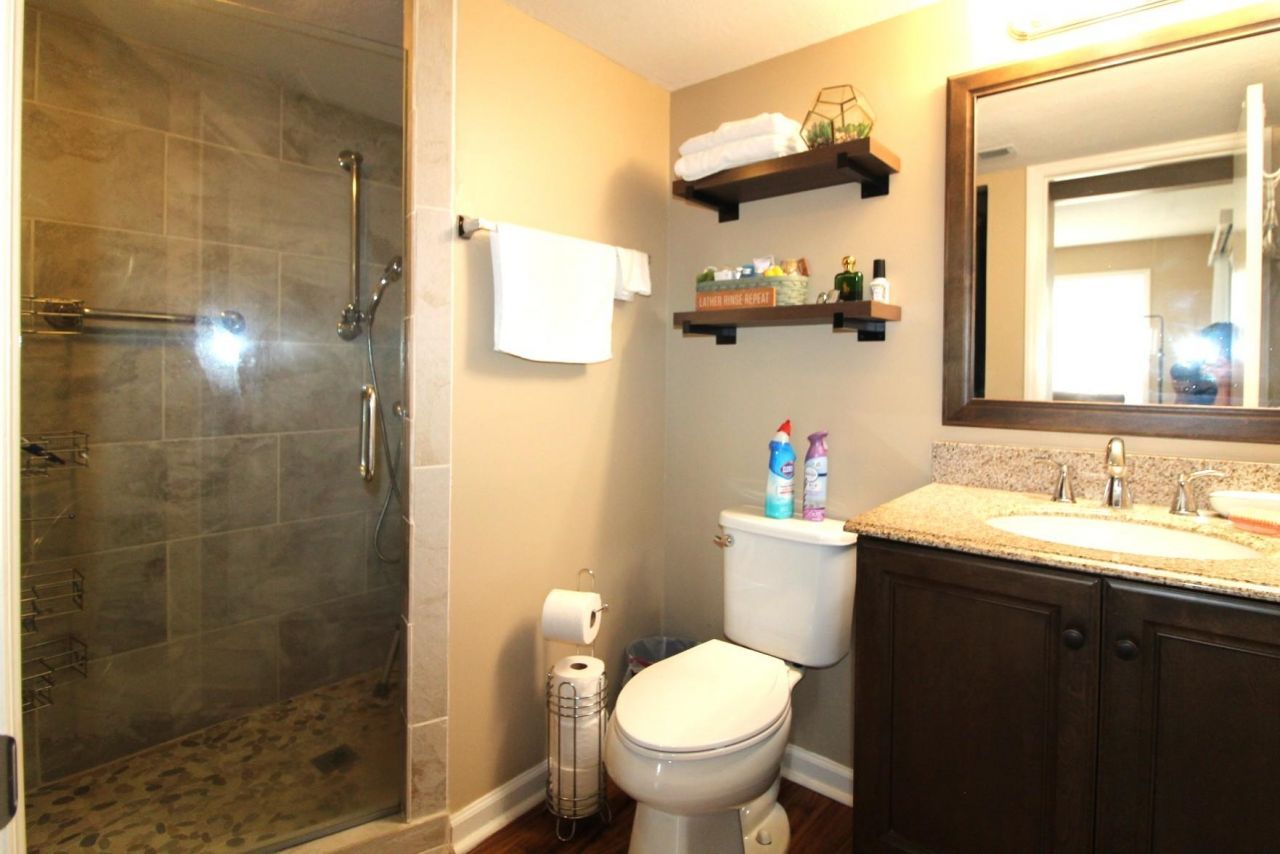 858 Tall Oaks Ct. Photo 17