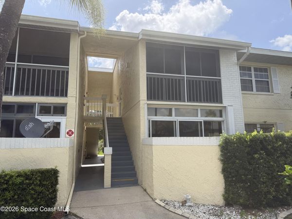975 NE Sonesta Avenue NE, Unit 201, Palm Bay, FL 32905