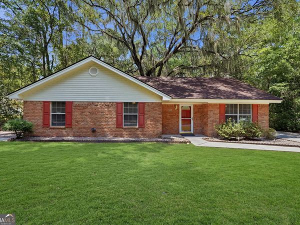 107 E Mills Avenue, Hinesville, GA 31313