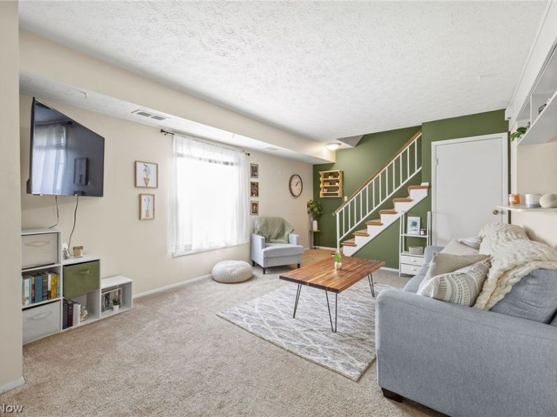 277 Canterbury Lane, Unit D-34, Medina, OH 44256 Photo 8