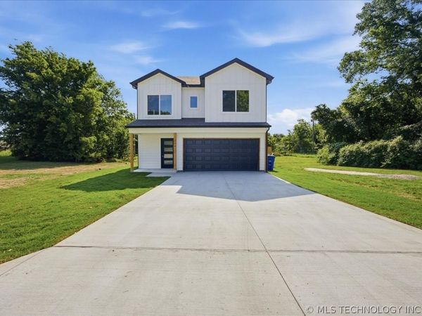 2641 N Quincy Avenue , Tulsa, OK 74106