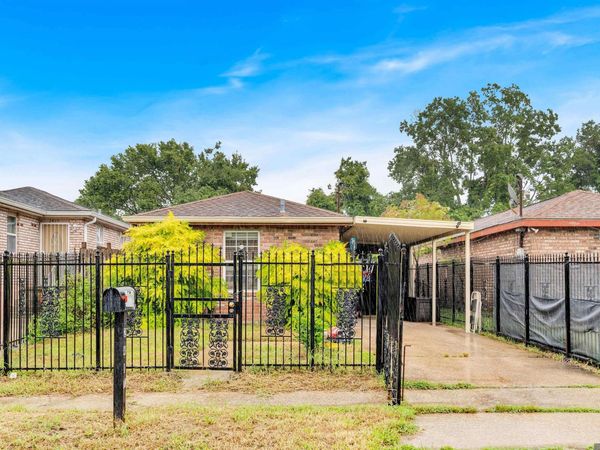 2417 Delery St, New Orleans, LA 70117