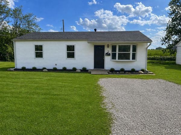 30 Saint Gregory Drive , Cahokia, IL 62206