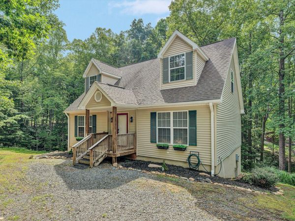 1113 Striper CT, Moneta, VA 24121