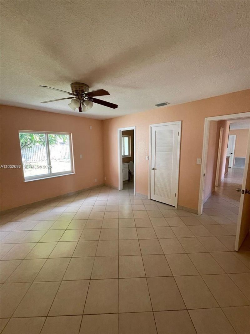 5352 S Rose Marie Ave S , Unit 5352, Boynton Beach, FL 33472 Photo