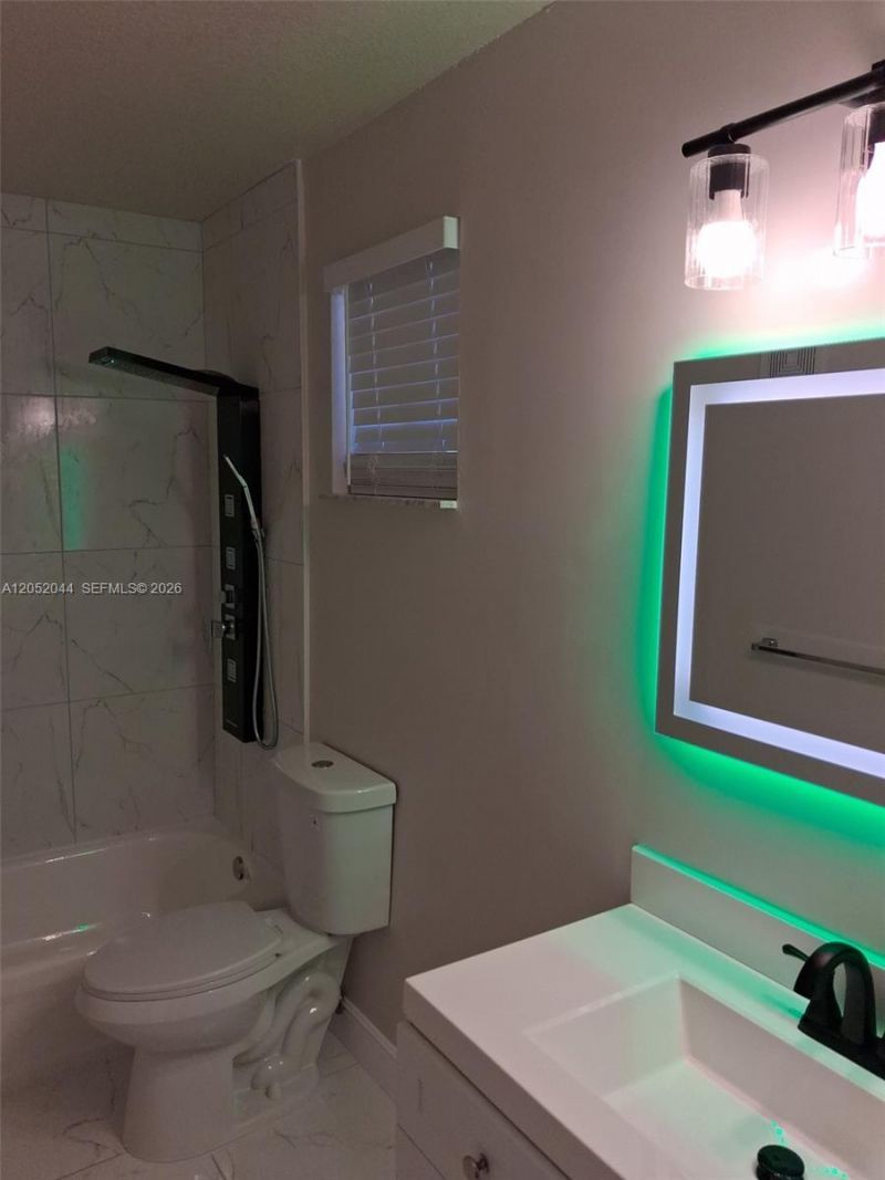 7245 NW 173rd Dr, Unit 2502, Hialeah, FL 33015 Photo