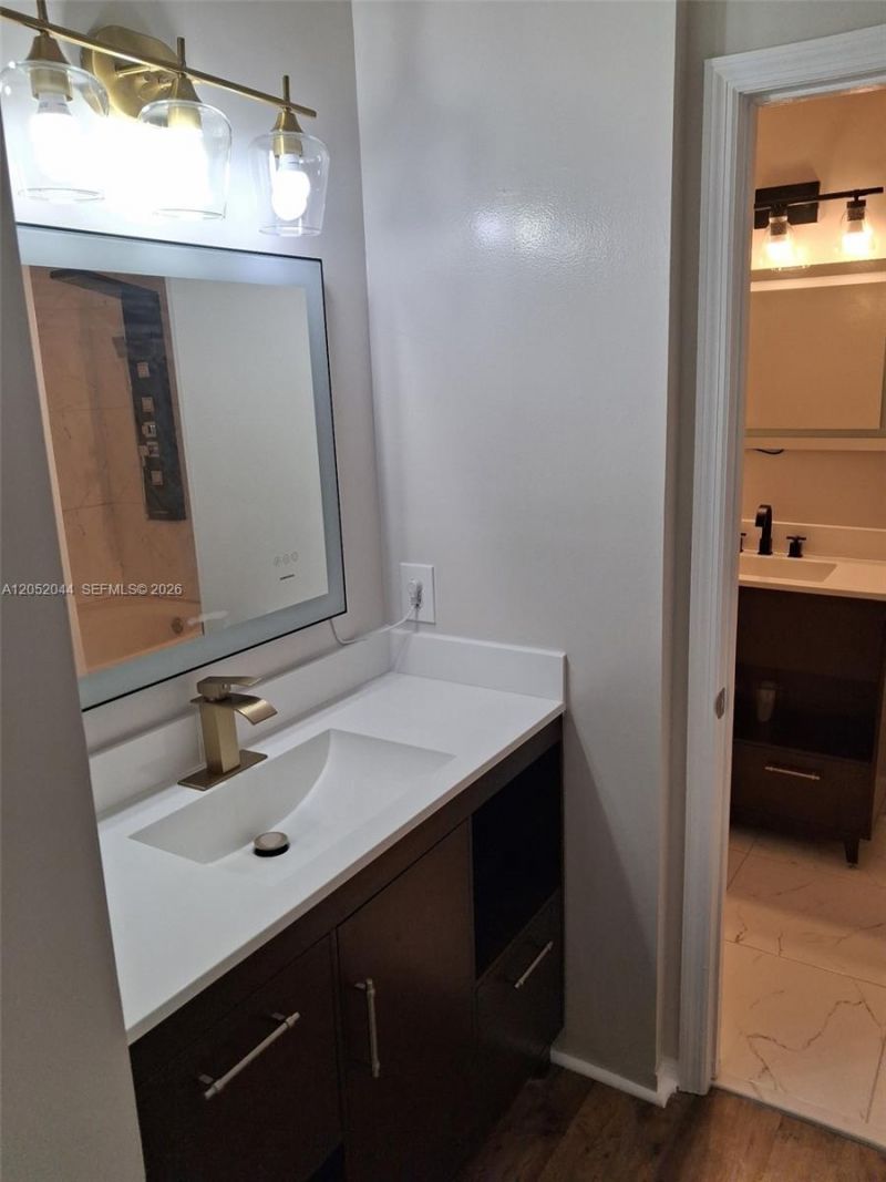 7245 NW 173rd Dr, Unit 2502, Hialeah, FL 33015 Photo