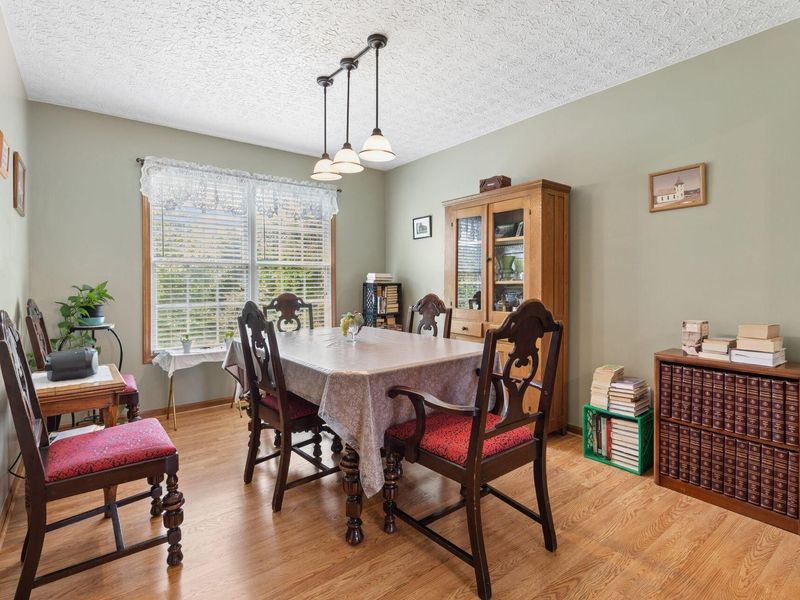 5703 Silver Spurs Lane, Galloway, OH 43119 Photo 12