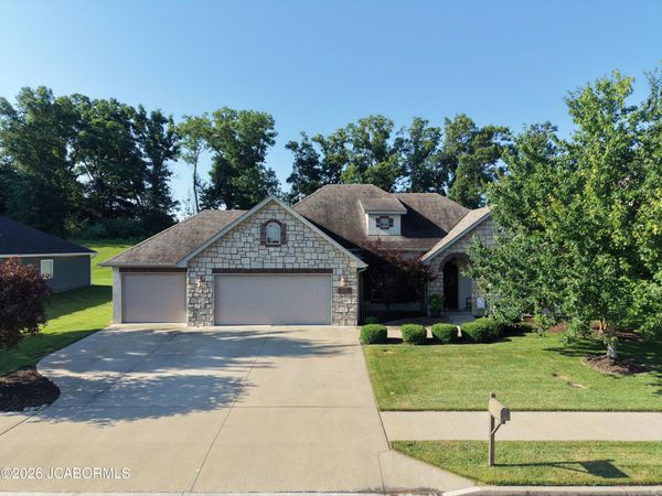 5104 FORSYTHIA FALLS LOOP, Columbia, MO 65203