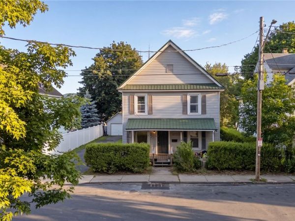 9 Kearney Street , Oneonta, NY 13820