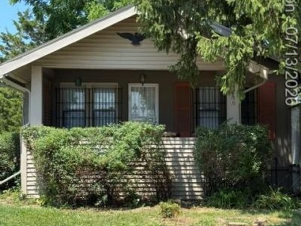 2830 Reynolds Street, Flint, MI 48503
