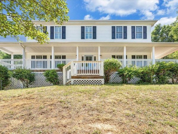 706 Bradford CIR , Salem, VA 24153