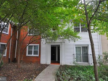 2511 S WALTER REED DRIVE, Unit B, ARLINGTON, VA 22206