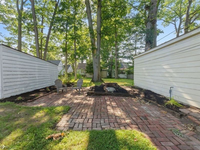 602 Huntmere Drive, Bay Village, OH 44140 Photo 32