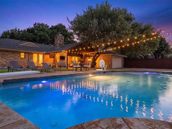 4421 Allencrest Lane , Dallas, TX 75244