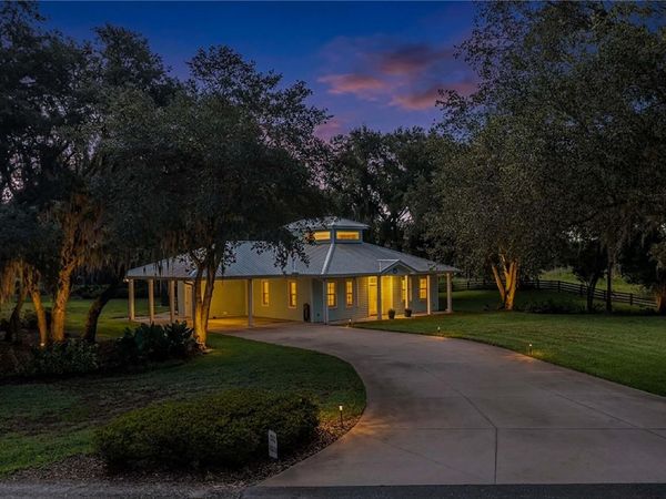 2424 BURNS AVENUE , LAKE WALES, FL 33898