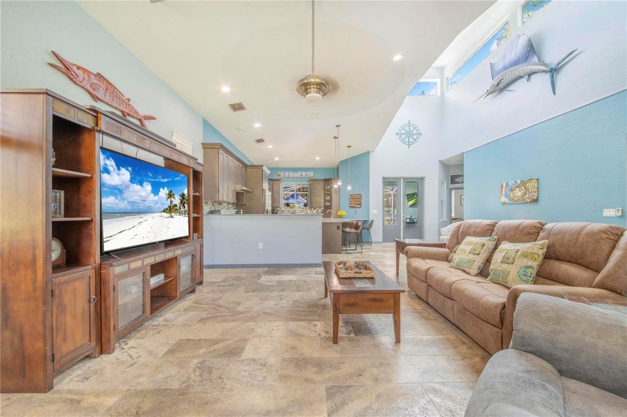2424 Burns Avenue, Lake Wales, FL 33898 Photo