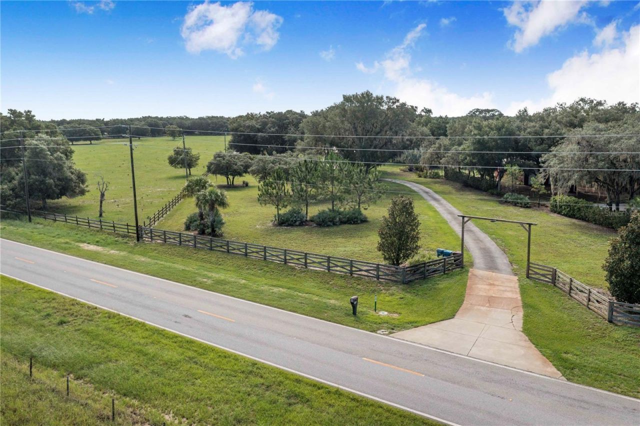 2424 Burns Avenue, Lake Wales, FL 33898 Photo