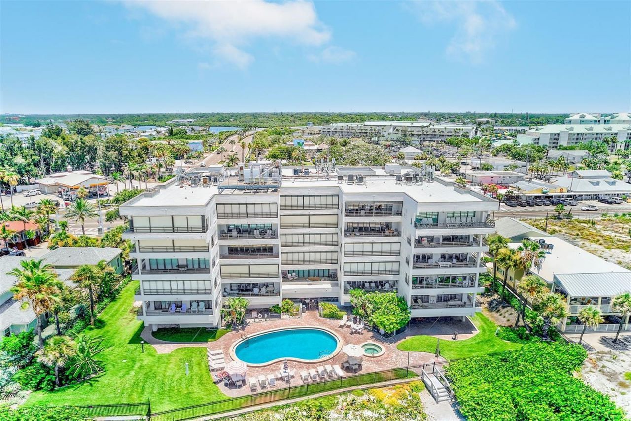 420 Gulf Boulevard, Unit 101, Indian Rocks Beach, FL 33785 Photo