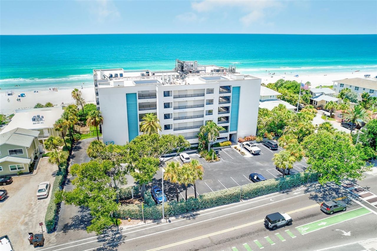 420 Gulf Boulevard, Unit 101, Indian Rocks Beach, FL 33785 Photo