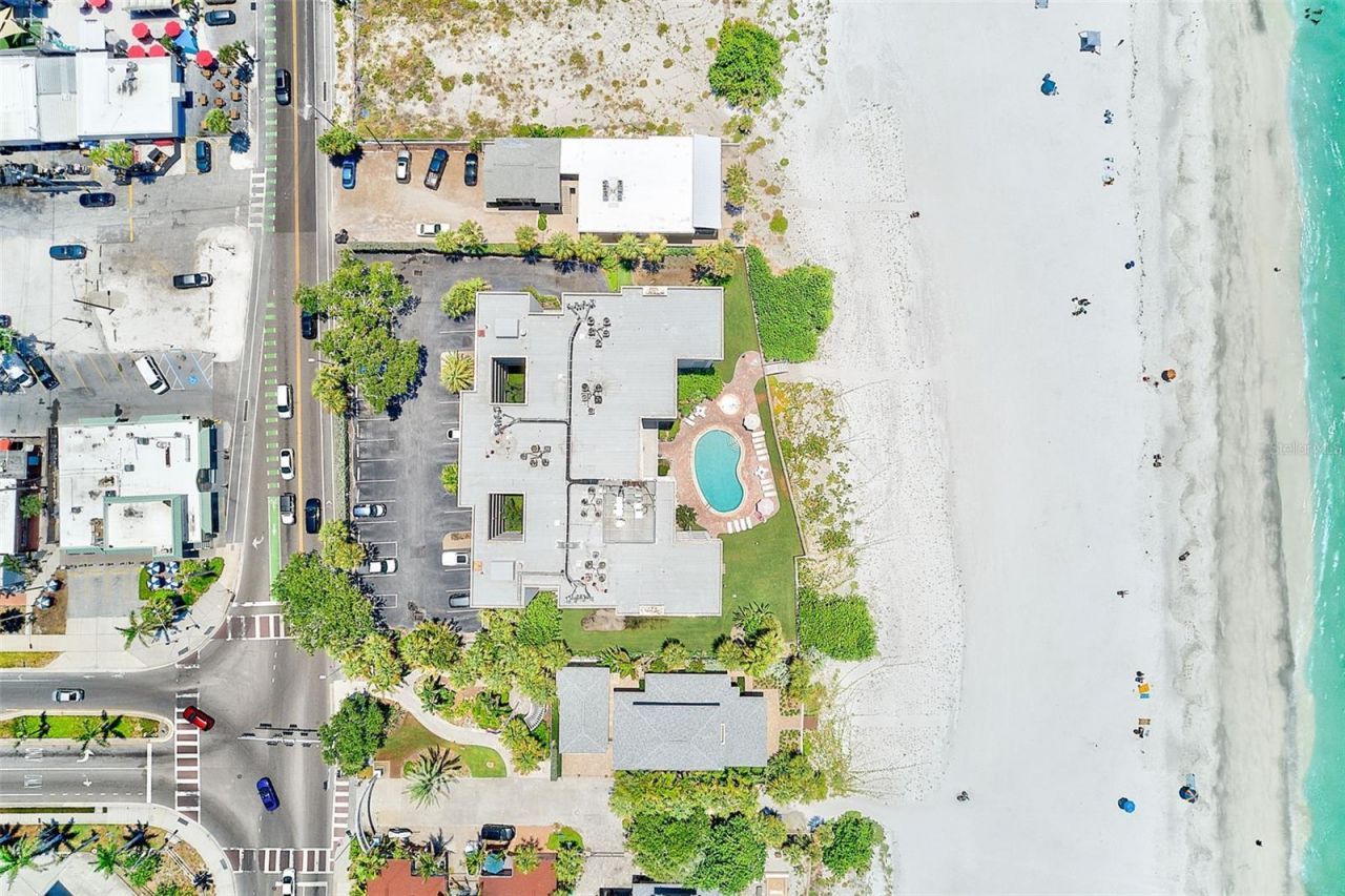 420 Gulf Boulevard, Unit 101, Indian Rocks Beach, FL 33785 Photo