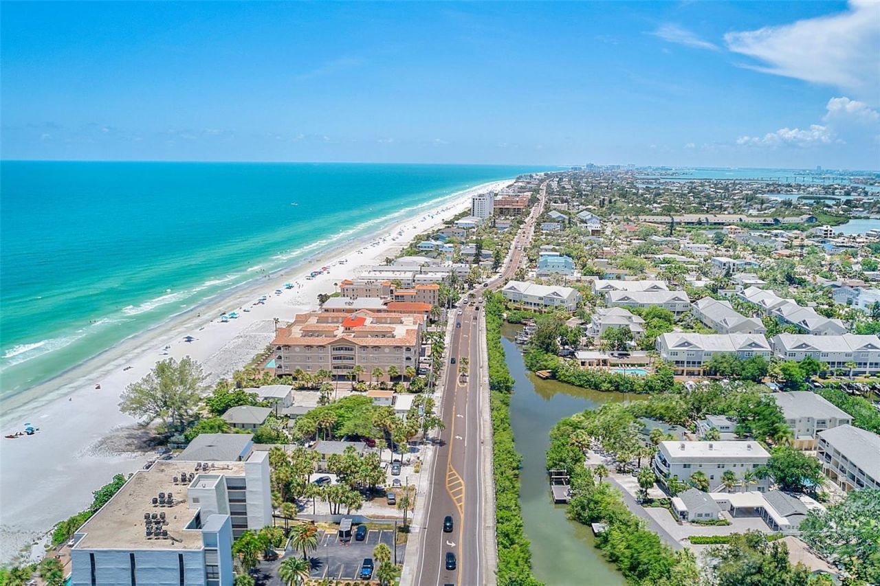 420 Gulf Boulevard, Unit 101, Indian Rocks Beach, FL 33785 Photo