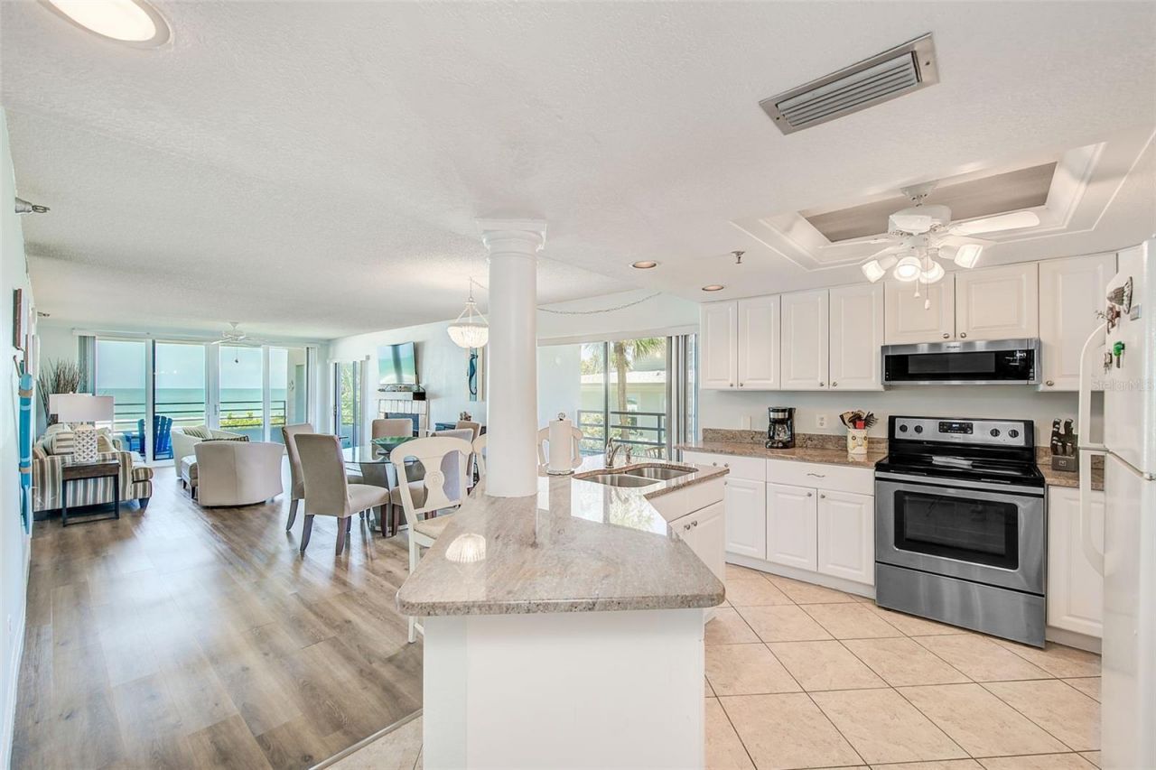 420 Gulf Boulevard, Unit 101, Indian Rocks Beach, FL 33785 Photo