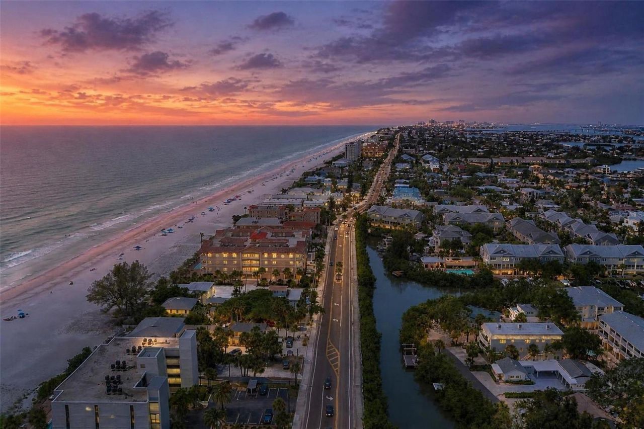 420 Gulf Boulevard, Unit 101, Indian Rocks Beach, FL 33785 Photo