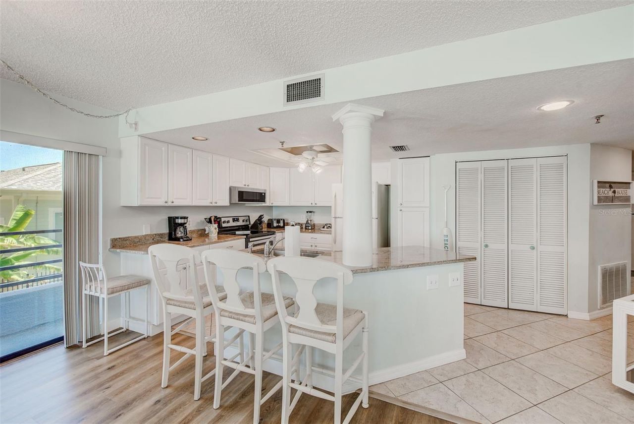 420 Gulf Boulevard, Unit 101, Indian Rocks Beach, FL 33785 Photo