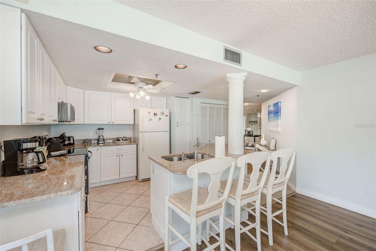 420 Gulf Boulevard, Unit 101, Indian Rocks Beach, FL 33785 Photo