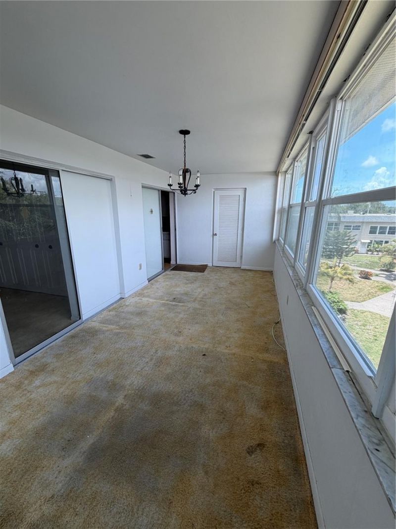 5725 12th Avenue N, Unit 306D, Saint Petersburg, FL 33710 Photo