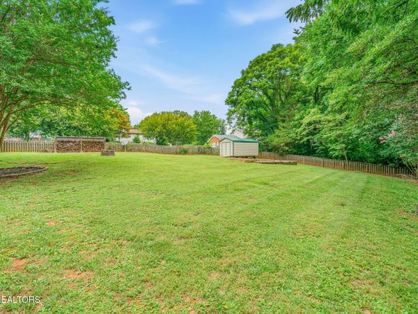 9717 Tallahassee Drive, Knoxville, TN 37923