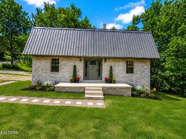 382 Tanasi Drive, Newport, TN 37821