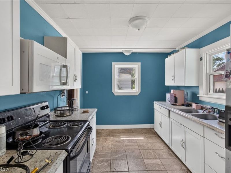 978 Wooster Road, Barberton, OH 44203 Photo 7
