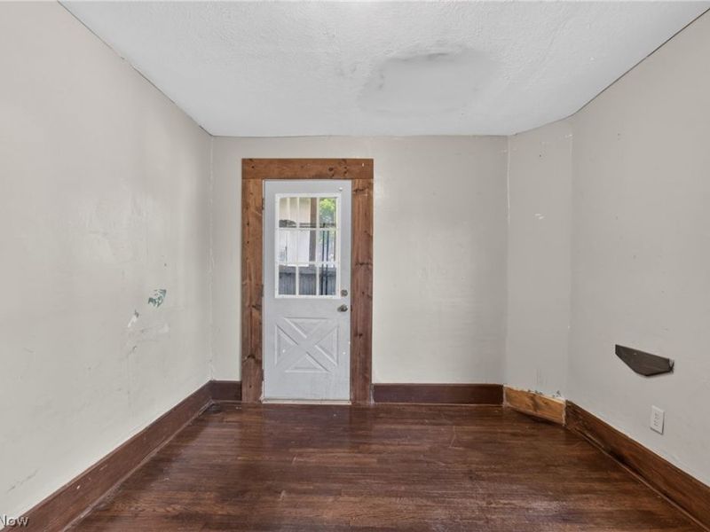 978 Wooster Road, Barberton, OH 44203 Photo 9