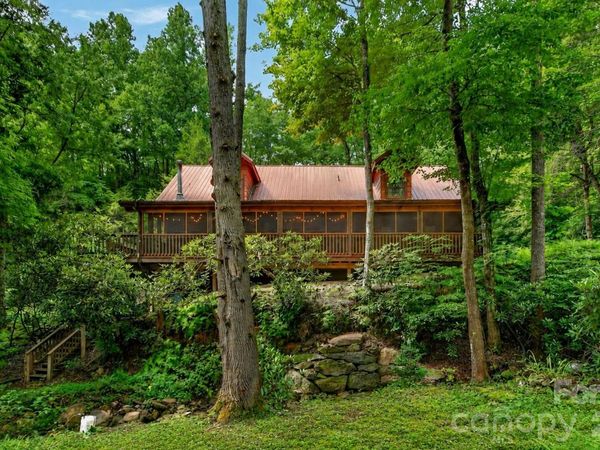 664 Paxton Creek Road , Marion, NC 28752