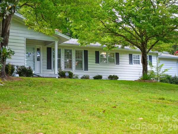 616 Pineview Lakes Road, Chester, SC 29706