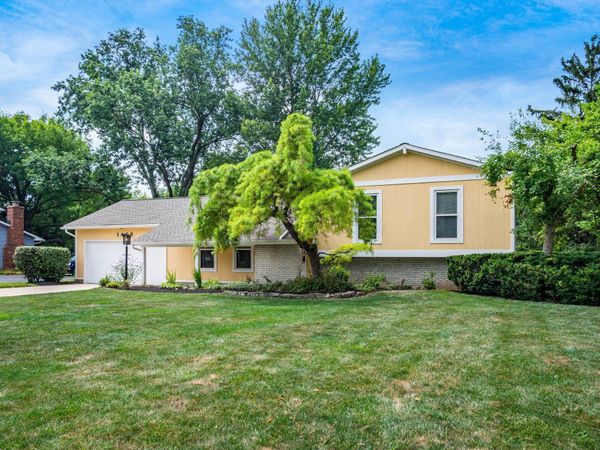 1498 Cobblegate Lane, Reynoldsburg, OH 43068