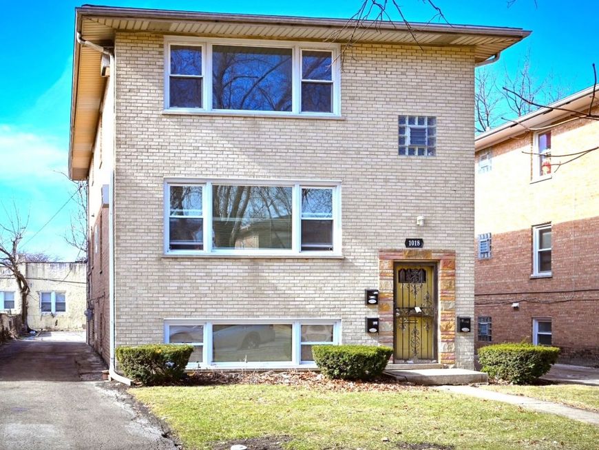 Main Photo
