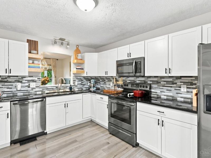7743 Wilderness Way, Maineville, OH 45039 Photo 10