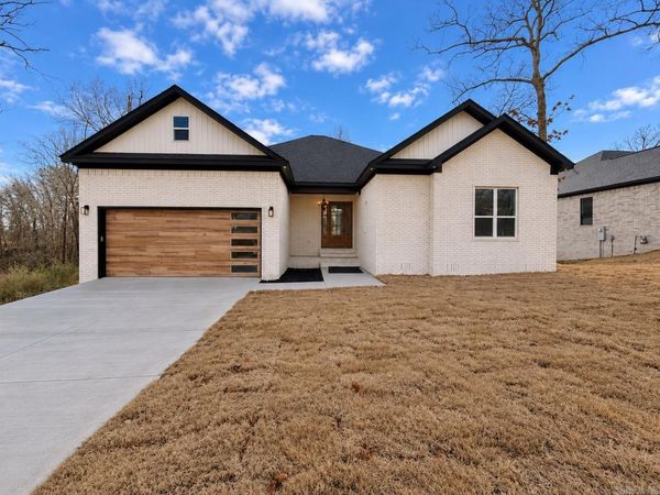 241 Rose Creek Court, Hot Springs, AR 71901