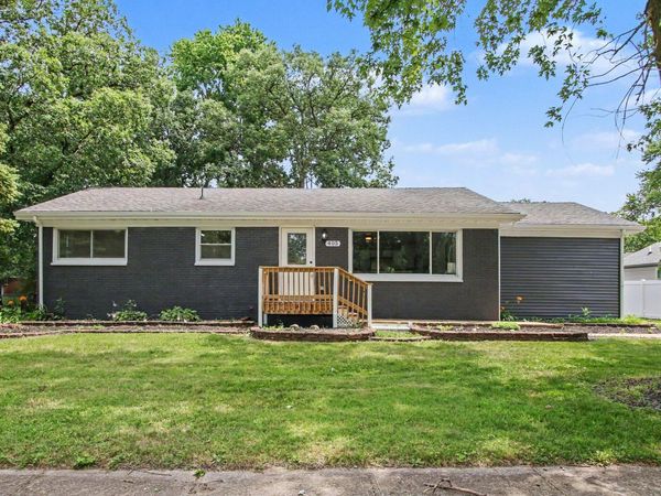 405 Cedar Street NW, DeMotte, IN 46310