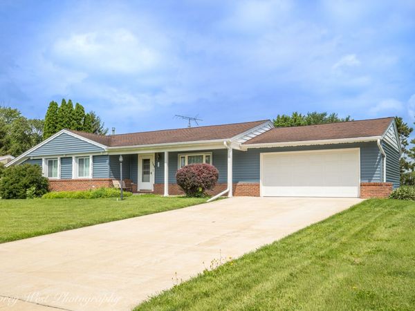 108 Shirley Avenue , Rochelle, IL 61068