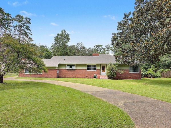 2207 Woodbine Drive , Tallahassee, FL 32309