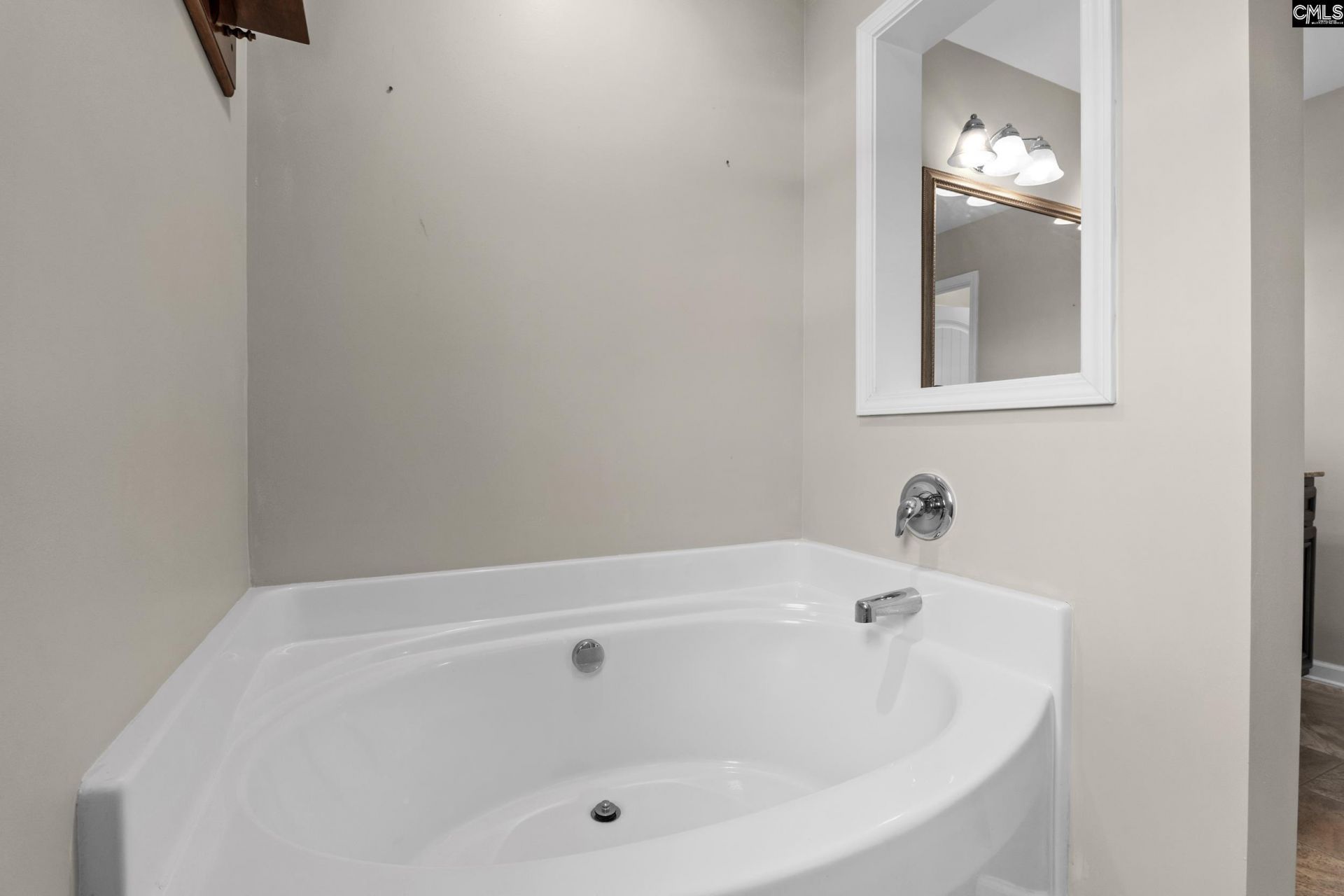 47 Casey Drive Photo 28