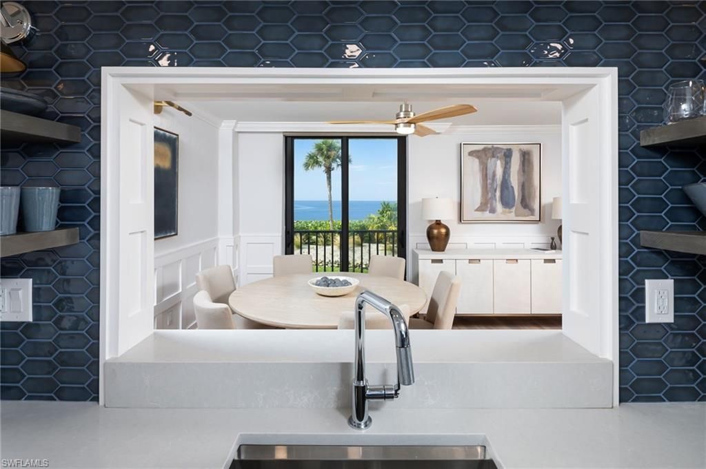 10475 Gulf Shore Dr , Unit 115, Naples, FL 34108 Photo